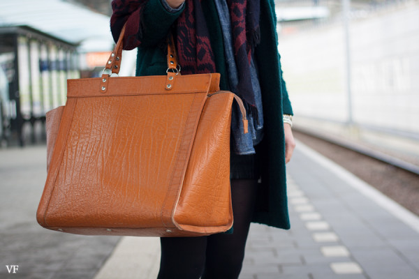 girl and the bag 2 | The Viewfinder