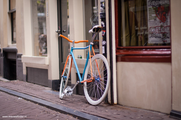 suits the bike 2 | ©The Viewfinder