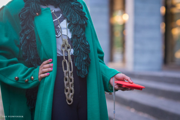 green coat & red lips amsterdam 2 | ©THE VIEWFINDER