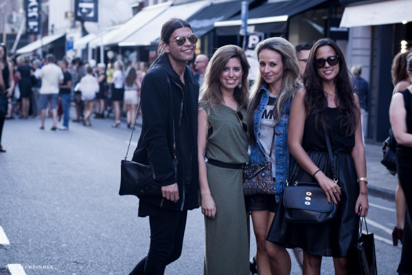 fashionistas at Vogue Fashion's Night Out Amsterdam 4 | ©THE VIEWFINDER