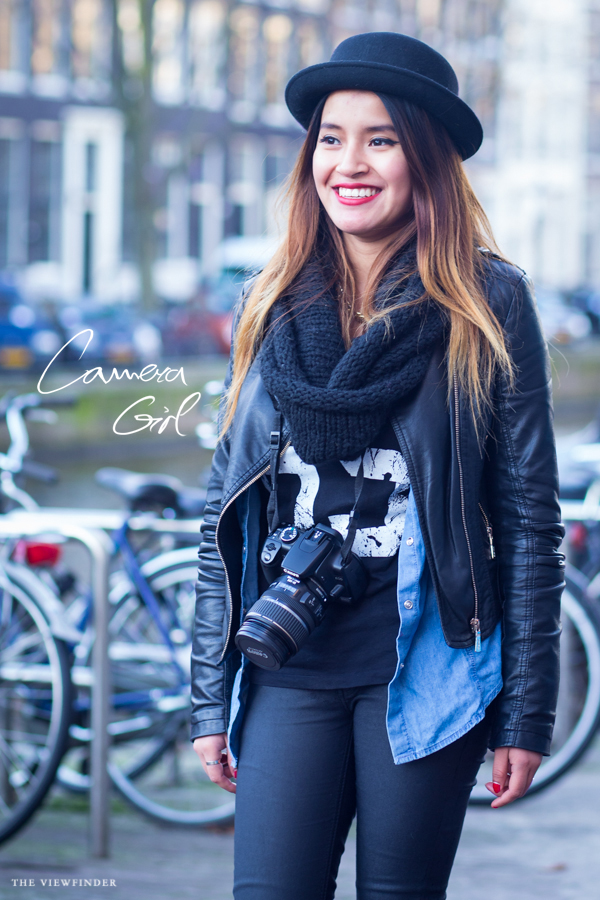 camera girl street style amsterdam | ©THE VIEWFINDER