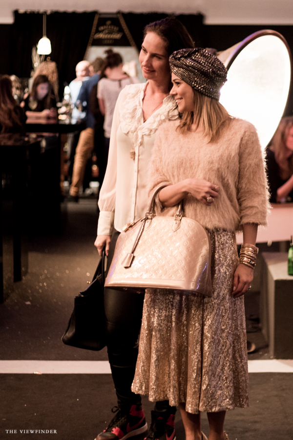 lounge area mbfw street style amsterdam | ©THE VIEWFINDER