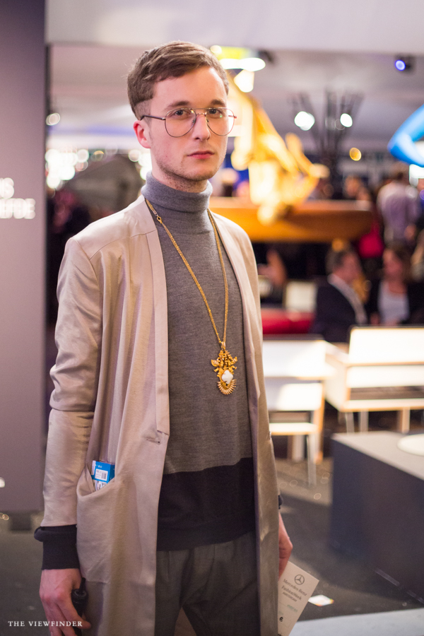 lounge area mbfw street style amsterdam | ©THE VIEWFINDER