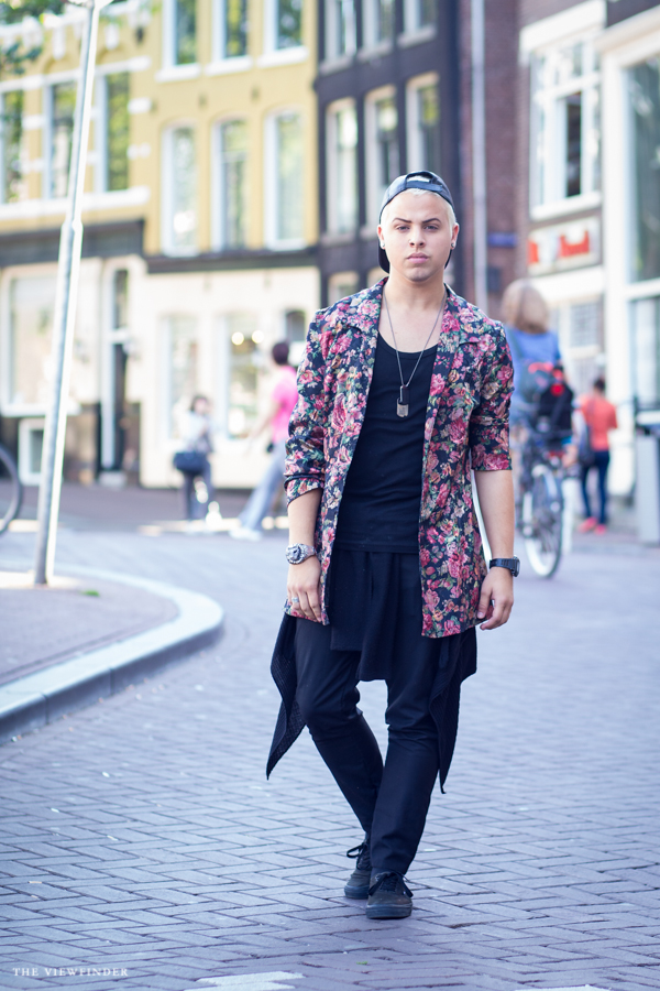 floral print blazer amsterdam | ©THE VIEWFINDER