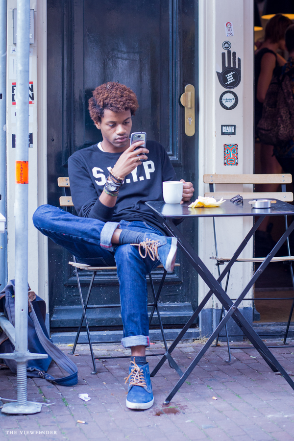 typography sweater street style amsterdam | ©THE VIEWFINDER