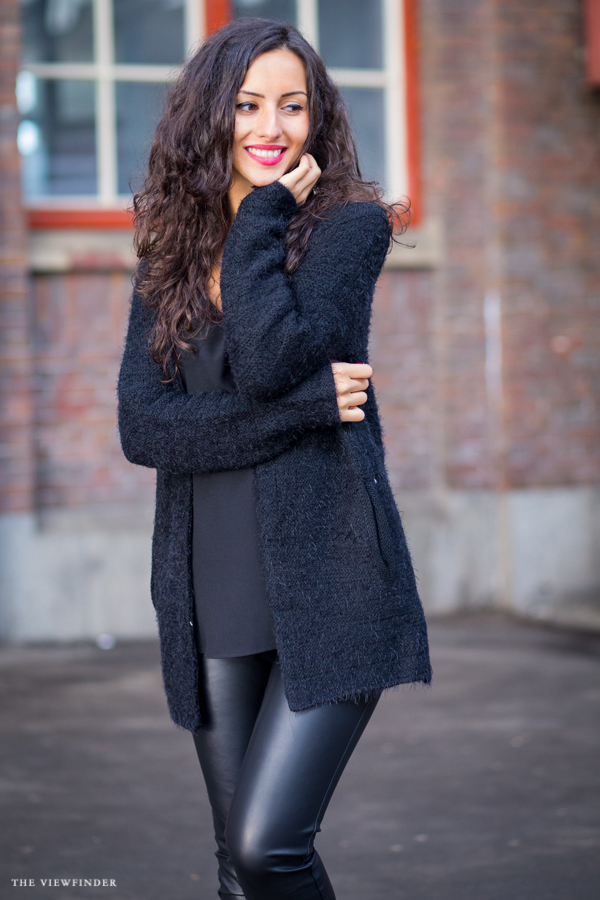 black fabrics formula farah street style | ©THE VIEWFINDER