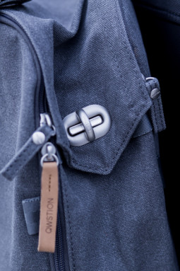 fashionable practical bag 4 | ©THE VIEWFINDER