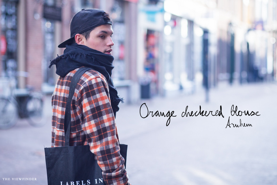 orange checked blouse street style arnhem 2 | ©THE VIEWFINDER