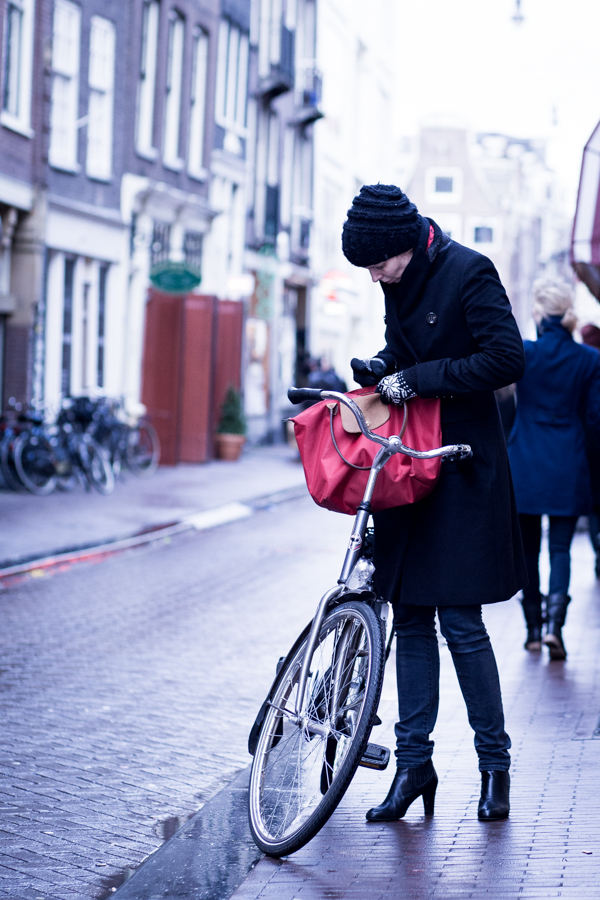 street style amsterdam fashion women biker trench coat | ©THE VIEWFINDER