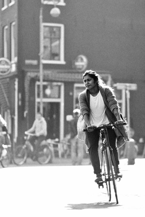 Backlit biker street photography | ©THE VIEWFINDER-6003