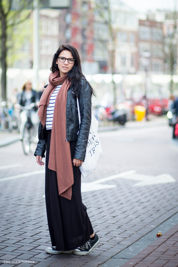 large scarf women street style fashion amsterdam | ©THE VIEWFINDER-6701