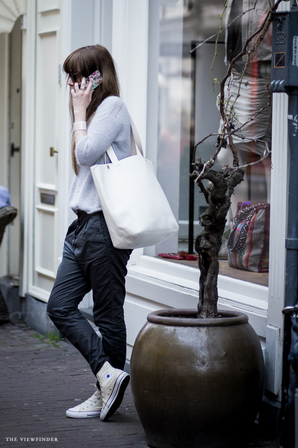 great white bag street style amsterdam fashion women | ©THE VIEWFINDER-6828