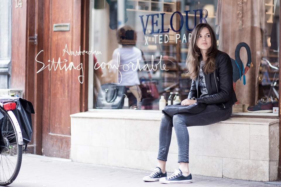 sitting comfortable street style fashion amsterdam women | ©THE VIEWFINDER-6920 title