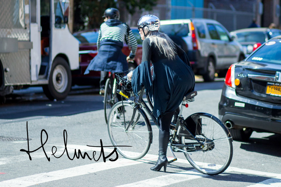 fashion bicycle helmet new york | ©THE-VIEWFINDER-9169-title
